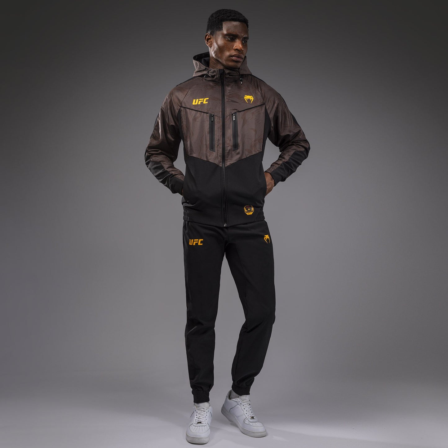 UFC Fusion by Venum Fight Week Herren Zip Hoodie - Erdiges Braun