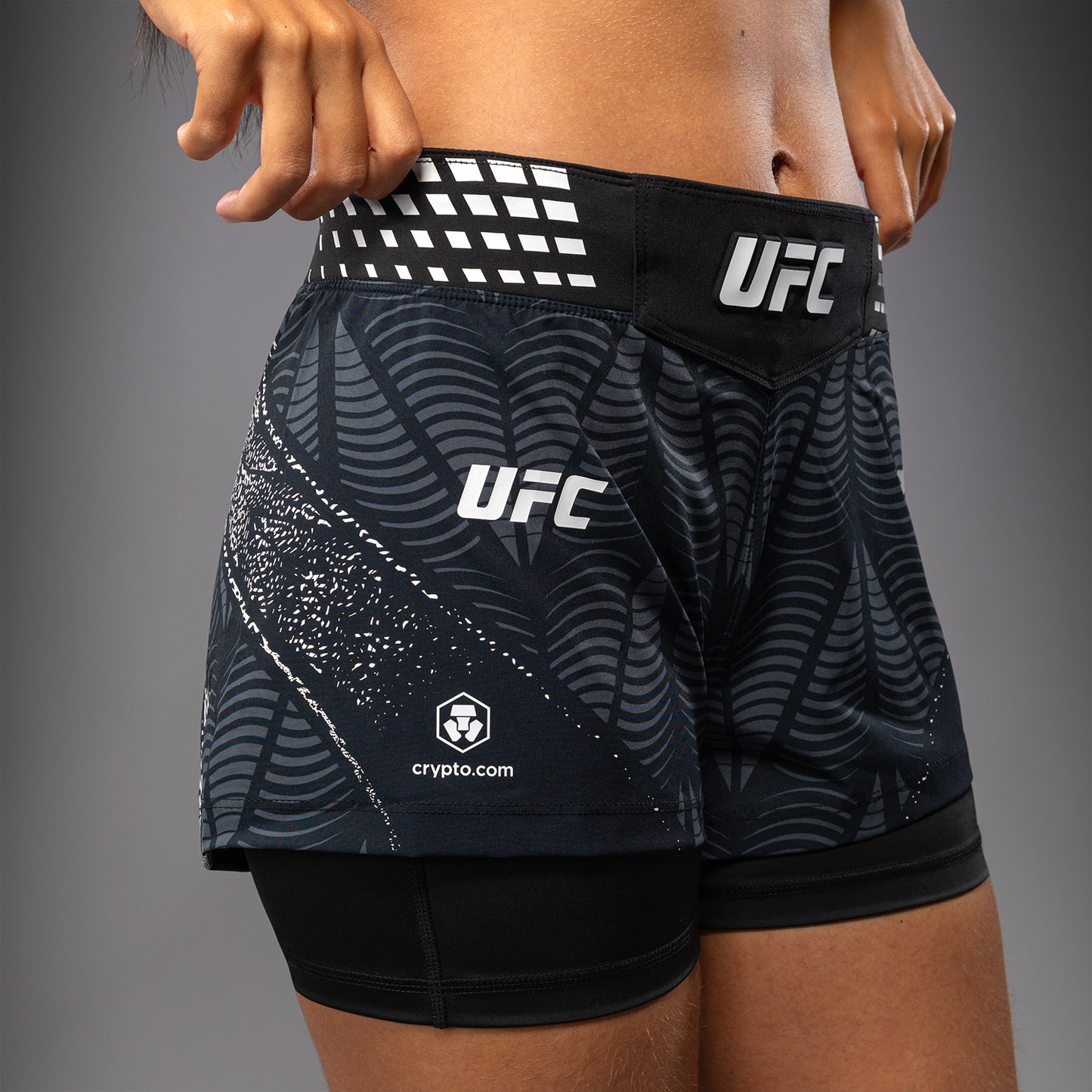 UFC Zenith by Venum Authentic Fight Night Kurze Passform Fight Short Damen Personalisiert - Schwarz