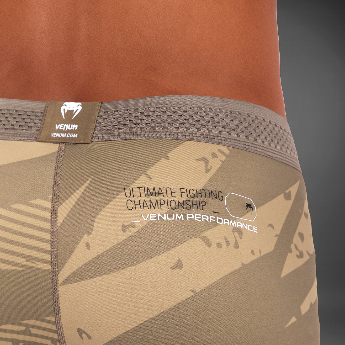 UFC Adrenaline by Venum Fight Week Männer Vale Tudo Shorts - Desert Camo