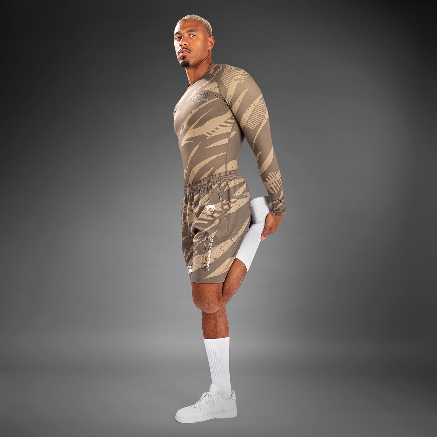 UFC Adrenaline by Venum Fight Week Performance Shorts Für Männer - Desert Camo