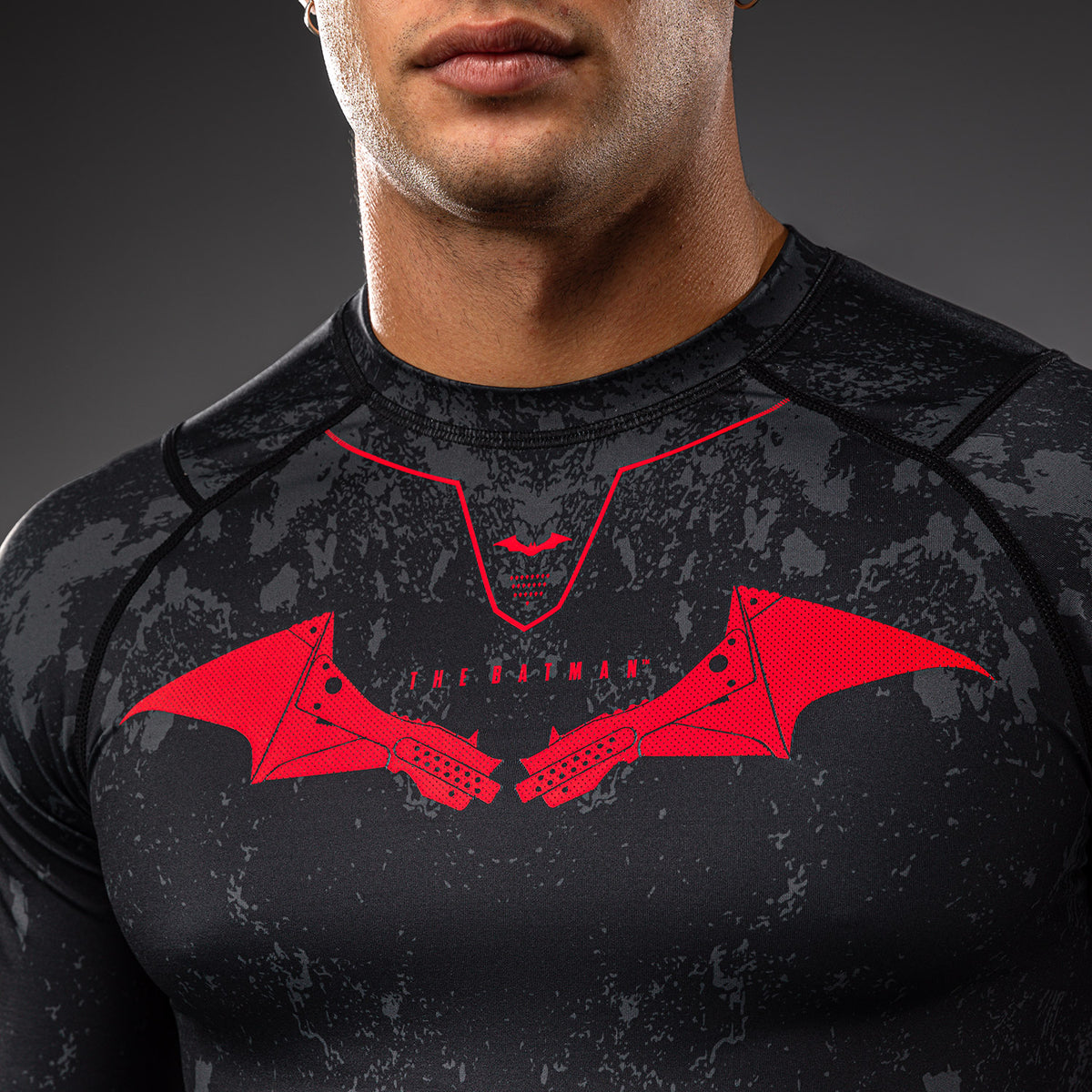 Venum x Batman Langarm-Rashguard - Schwarz/Grau/Rot