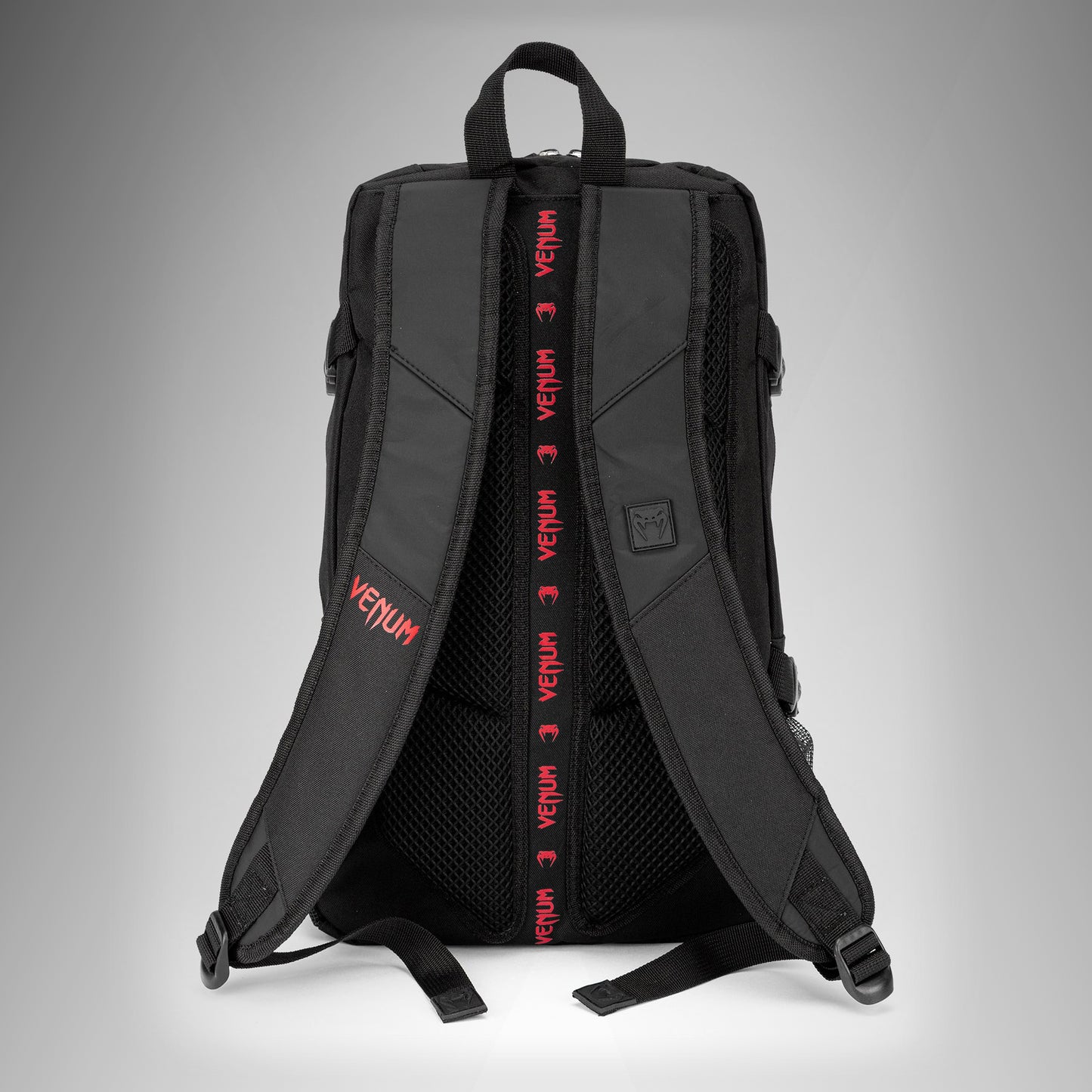 Venum Challenger Pro Evo Rucksack (20-25L) – Schwarz/Rot