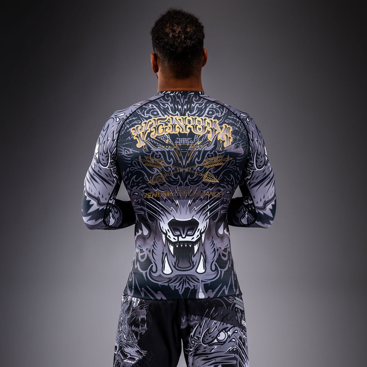 Venum Wolf Atak Langarm Rashguard – Schwarz/Grau