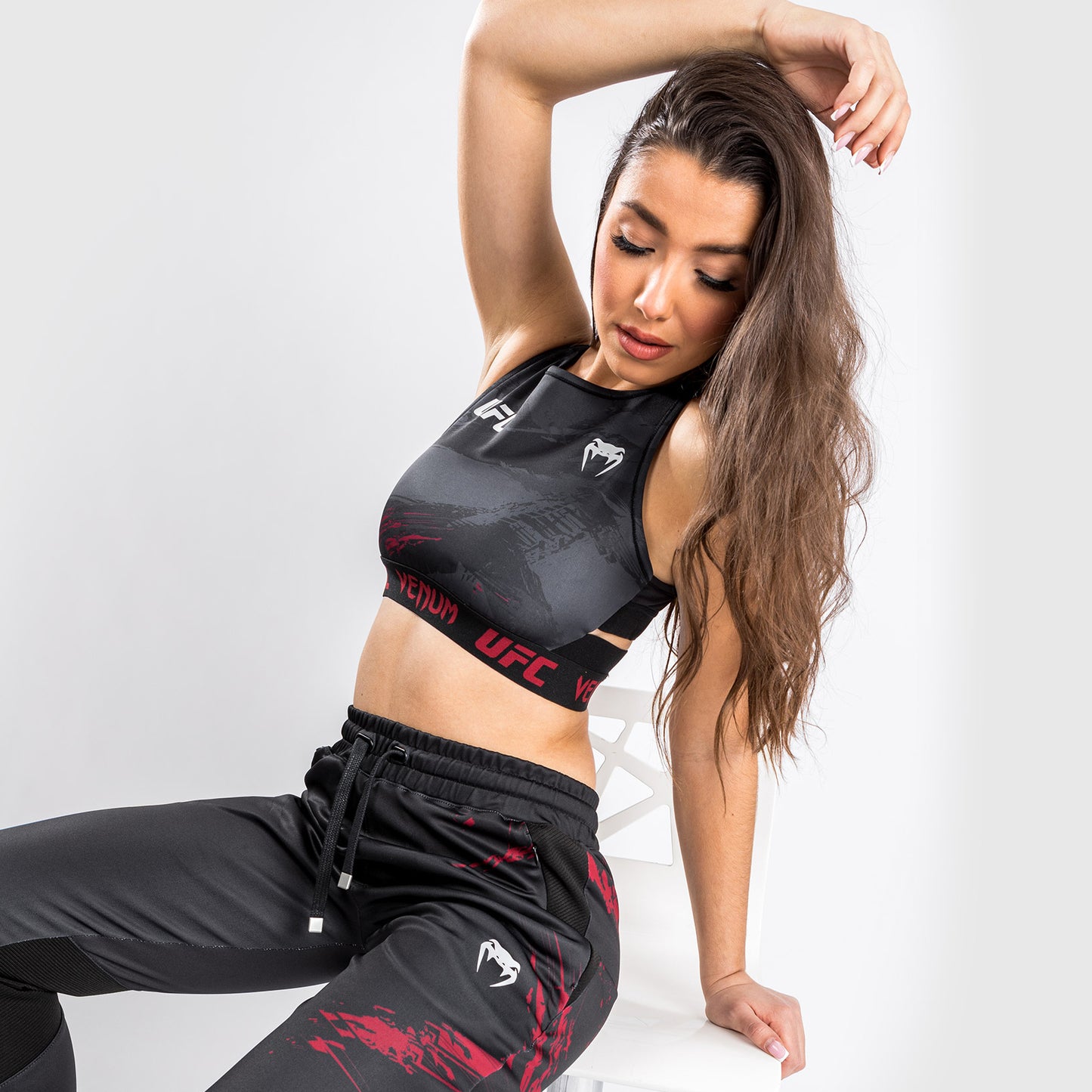 UFC Venum Authentic Fight Week 2.0 Sweatpants – Für Frauen – Schwarz/Rot