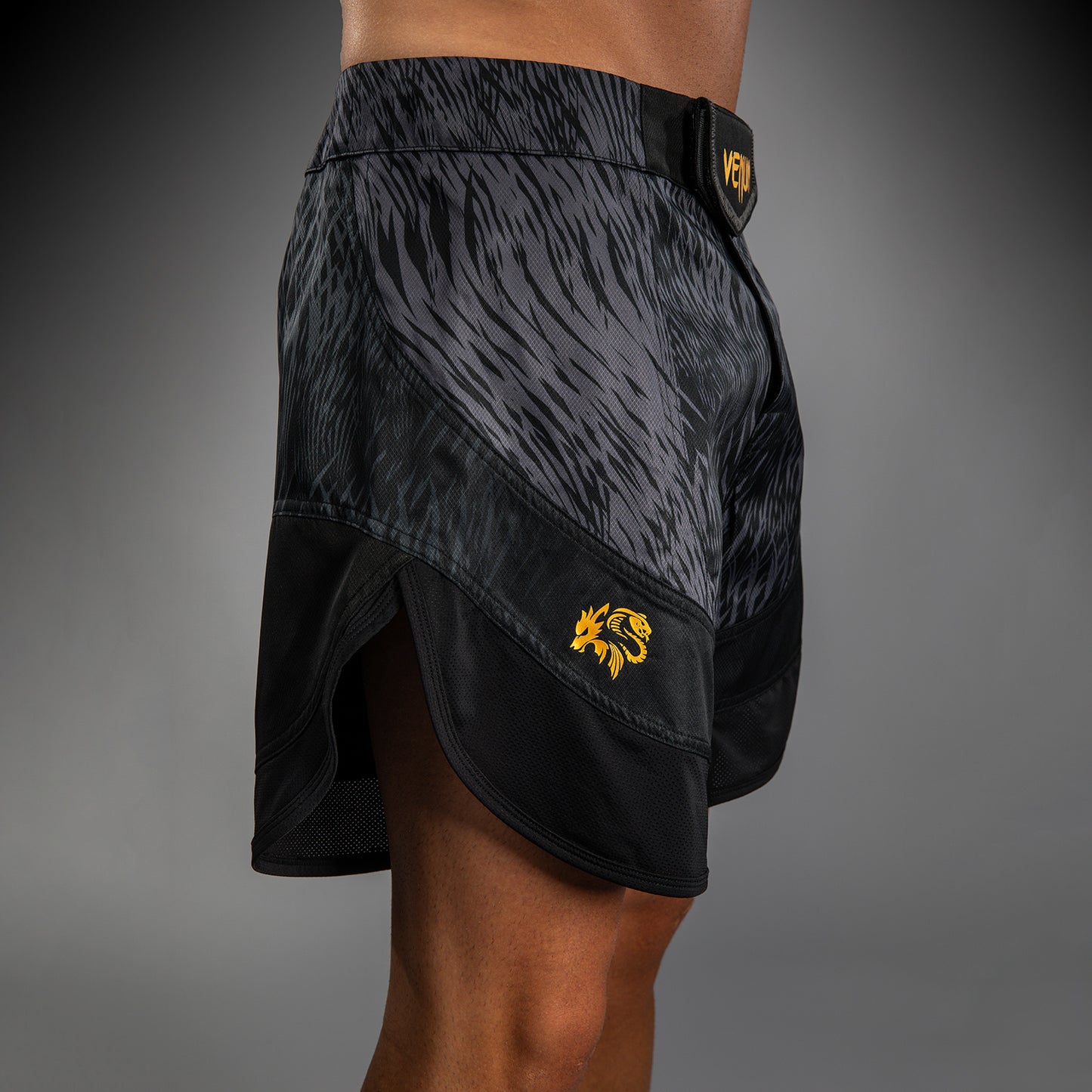 Venum x Chimaev Fightshorts - Schwarz/Grau