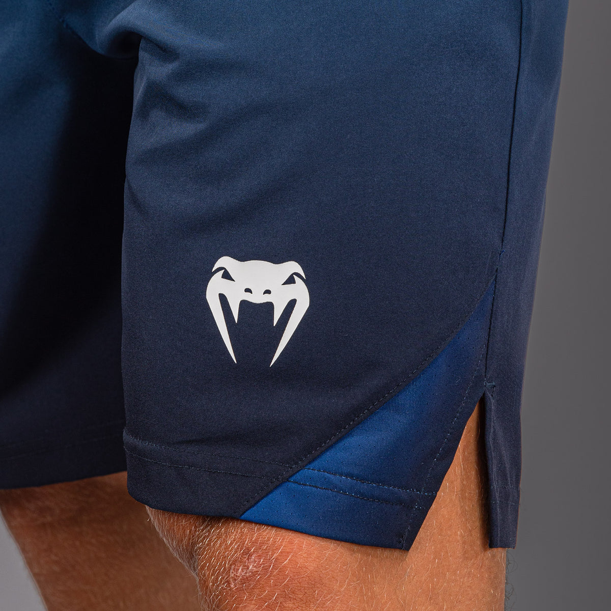 Venum Giant Shift Trainingsshorts - Dunkelblau/Blau