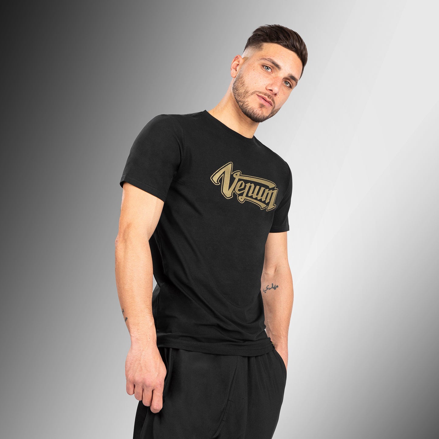 Venum Absolute 2.0 T-Shirt – Angepasste Passform – Schwarz/Gold