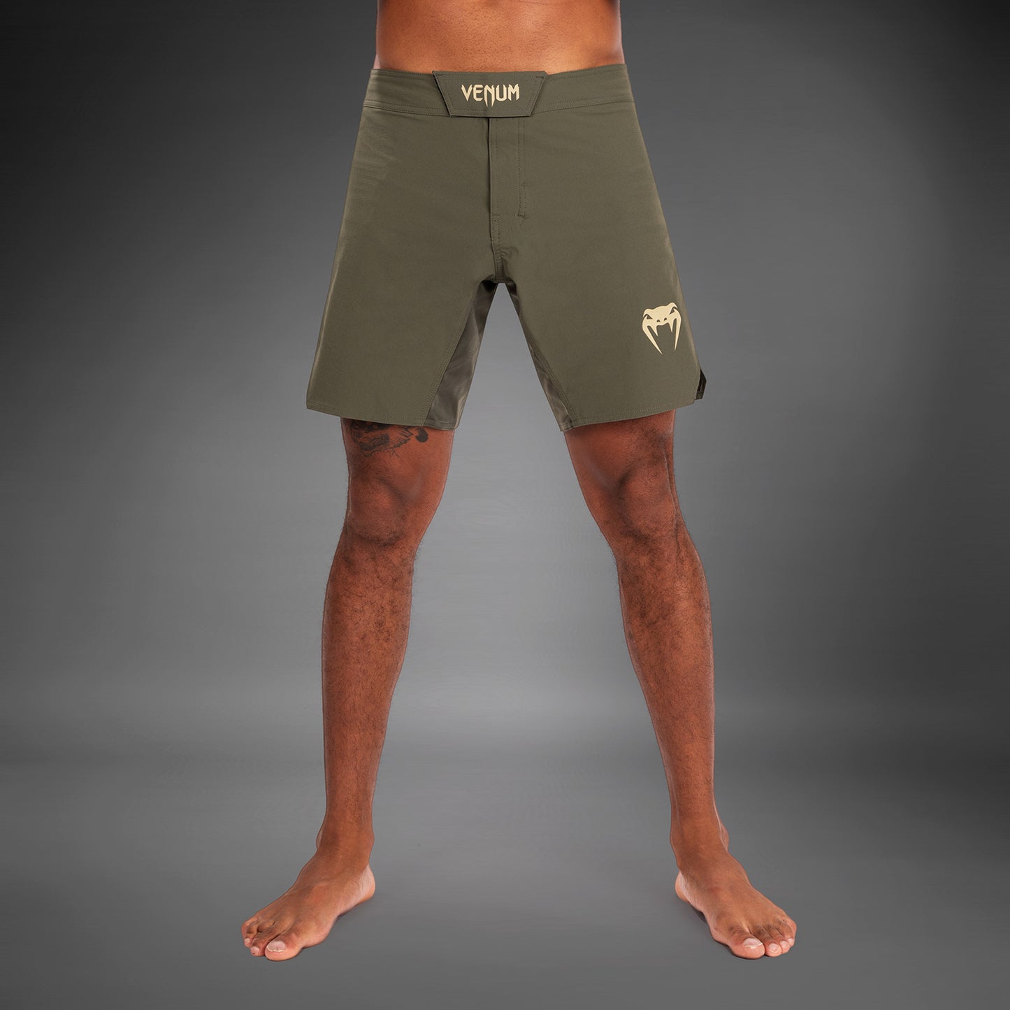 Venum Contender Fight Shorts für Männer - Khaki