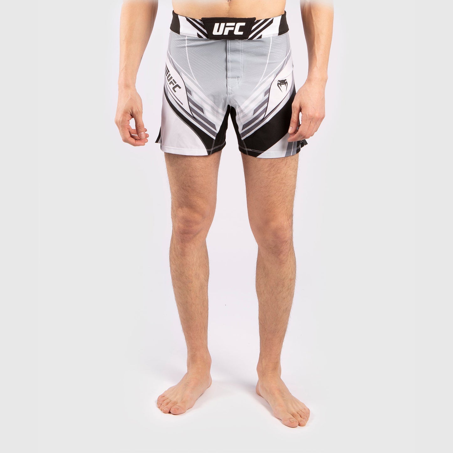 UFC Venum Pro Line Herren Shorts - Weiß