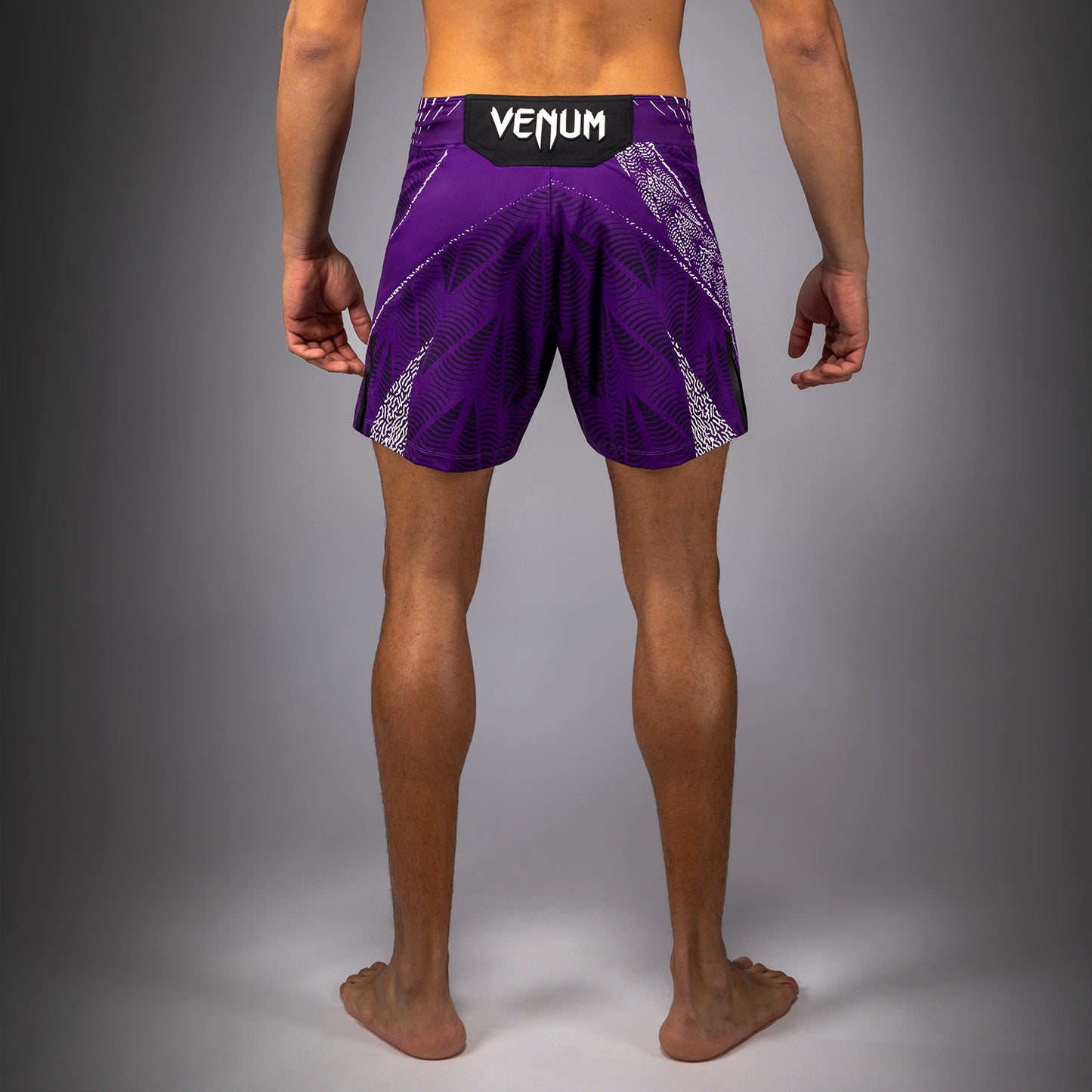 UFC Zenith by Venum Authentic Fight Night Kurze Passform Fight Short Herren Personalisiert - Lila