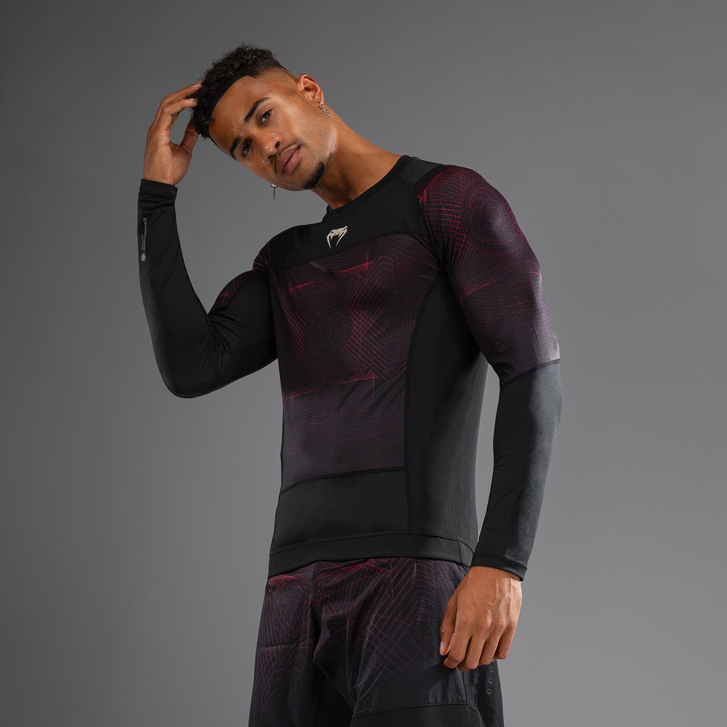 Venum G-Fit Air Herren Langarm Rashguard - Tiefschwarz/Feuerrot