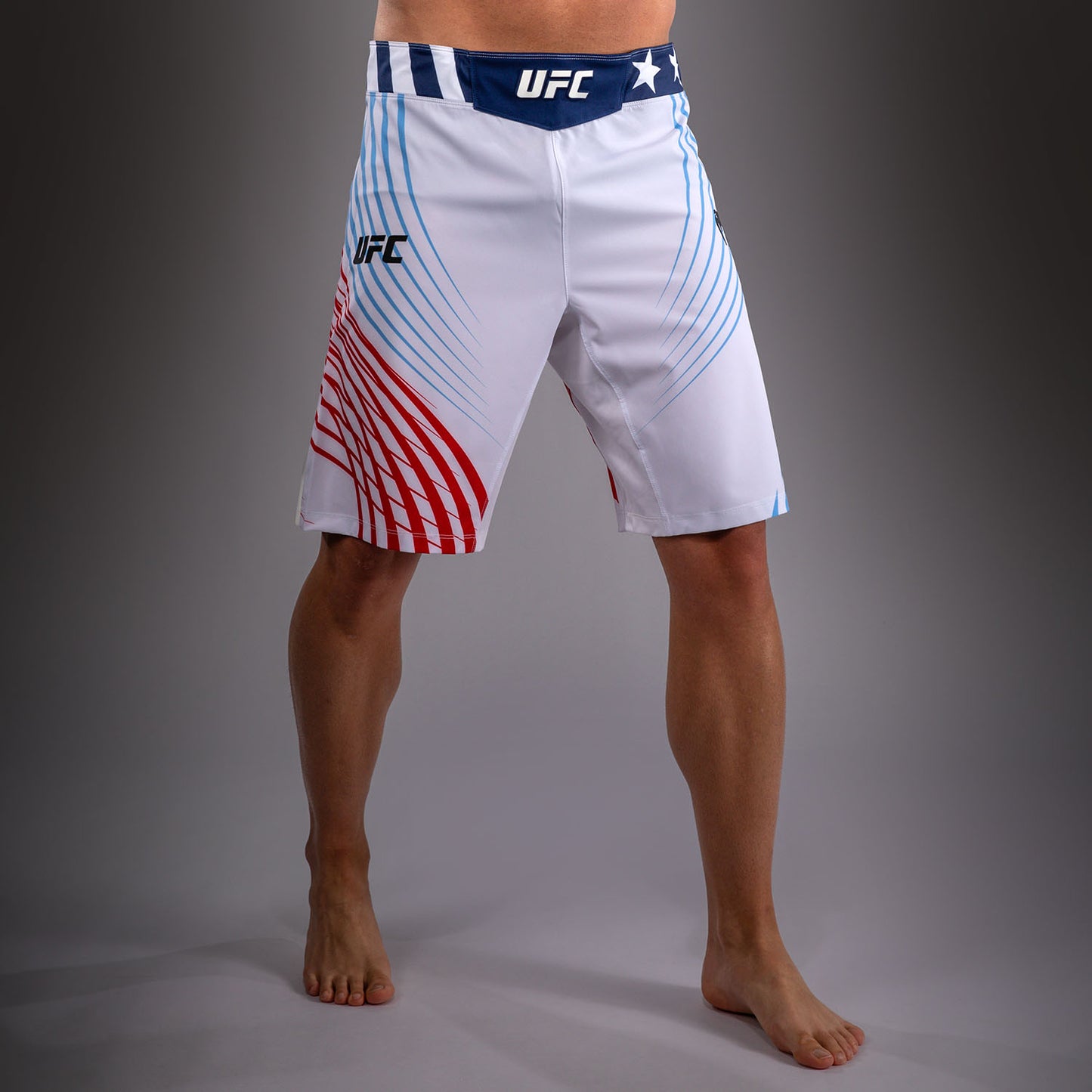Official UFC Freedom 250 by Venum Authentic Fight Night Fight Shorts im Long Fit für Herren - Weiß