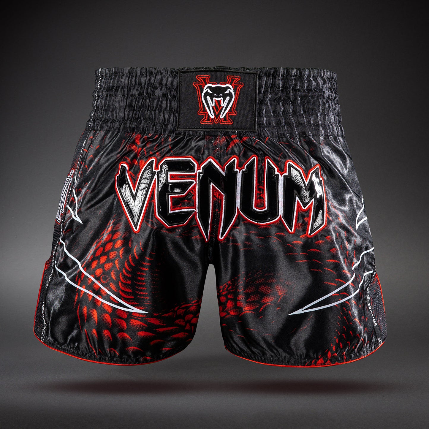 Venum Matupa Muay-Thai-Shorts - Schwarz/Rot/Silber