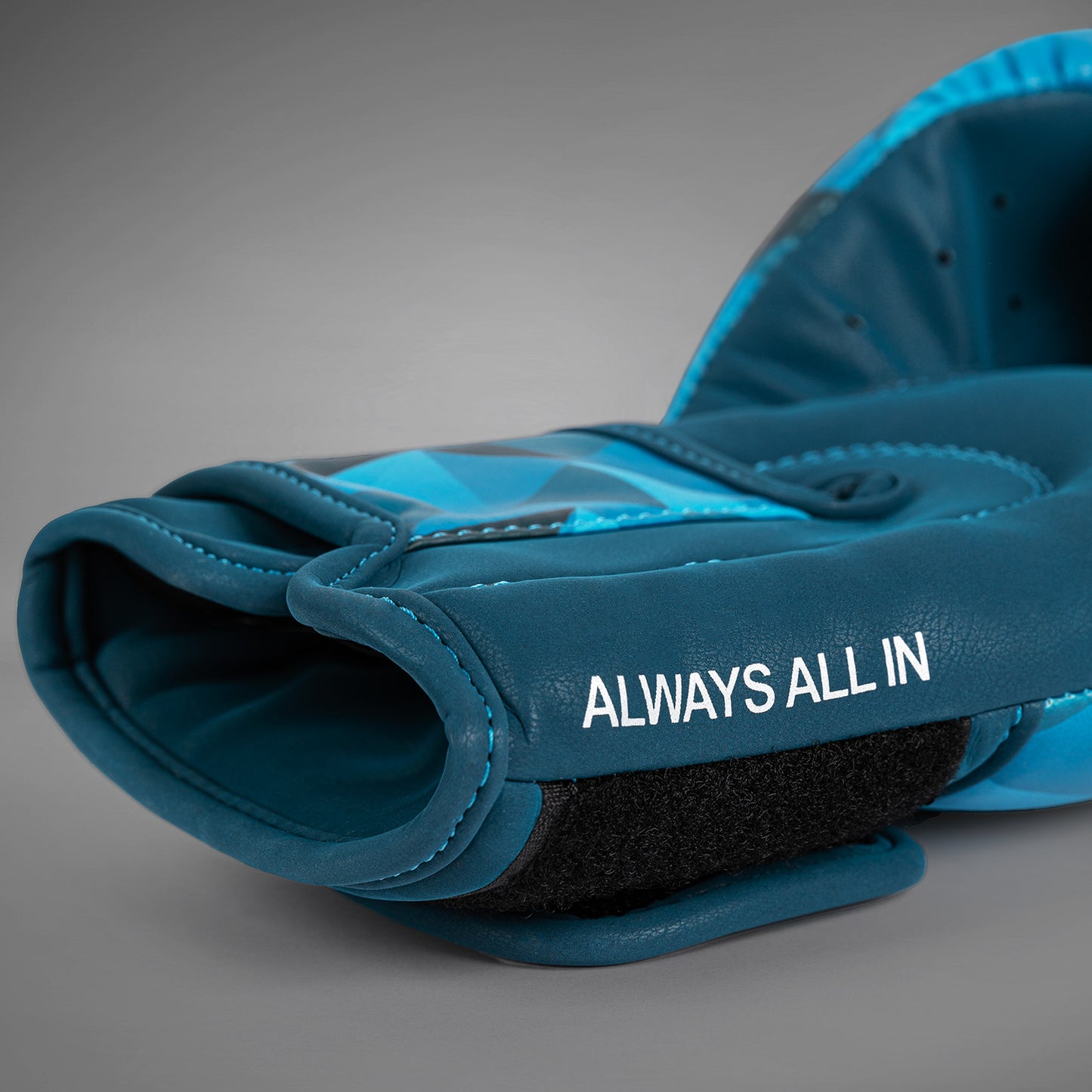 Venum x Demi Boxhandschuhe - Azurblau