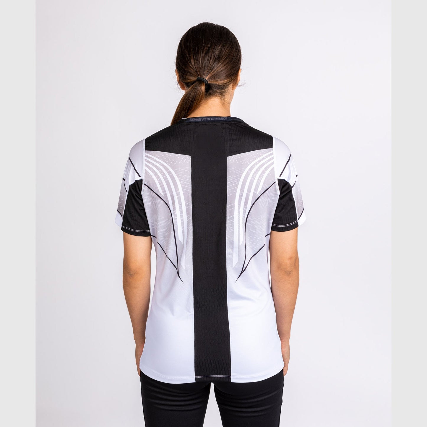 UFC Venum personalisierte authentische Fight Night 2.0 Frauen Walkout Jersey - weiß