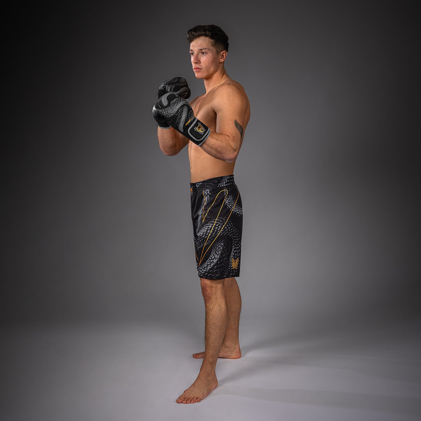 Venum Matupa Fightshorts - Schwarz/Grau/Gold