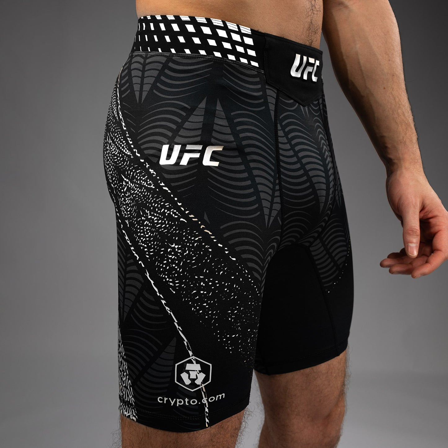 UFC Zenith by Venum Authentic Fight Night Vale Tudo Short Herren Personalisiert - Schwarz