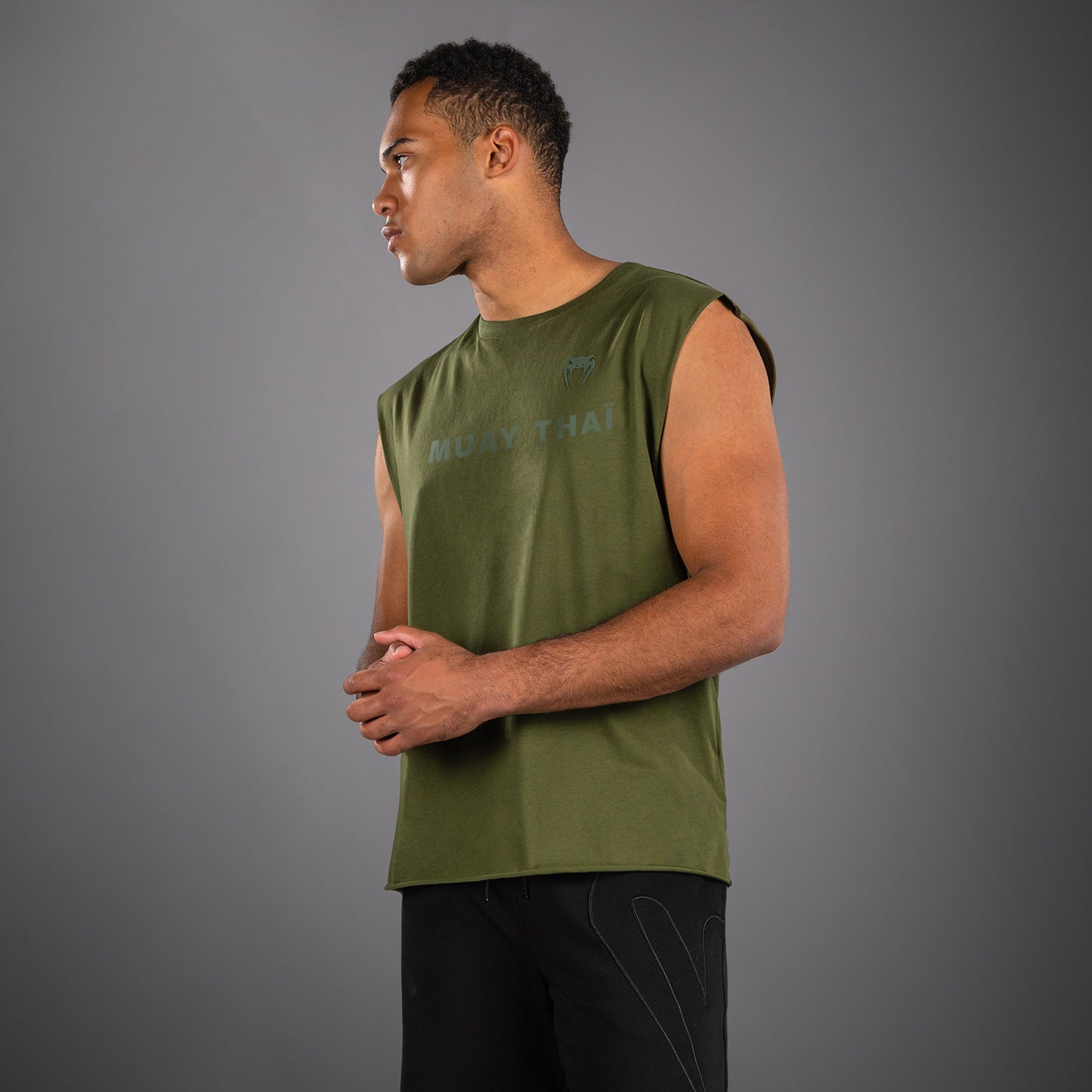 Venum Muay Thai VT T‑Shirt – Militärgrün