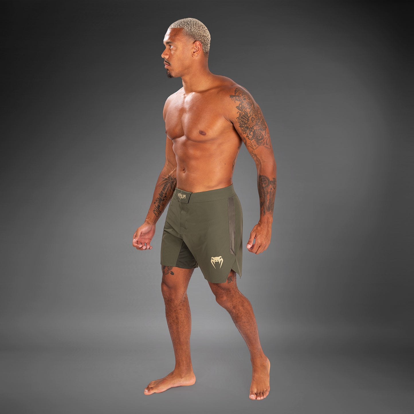 Venum Contender Fight Shorts für Männer - Khaki
