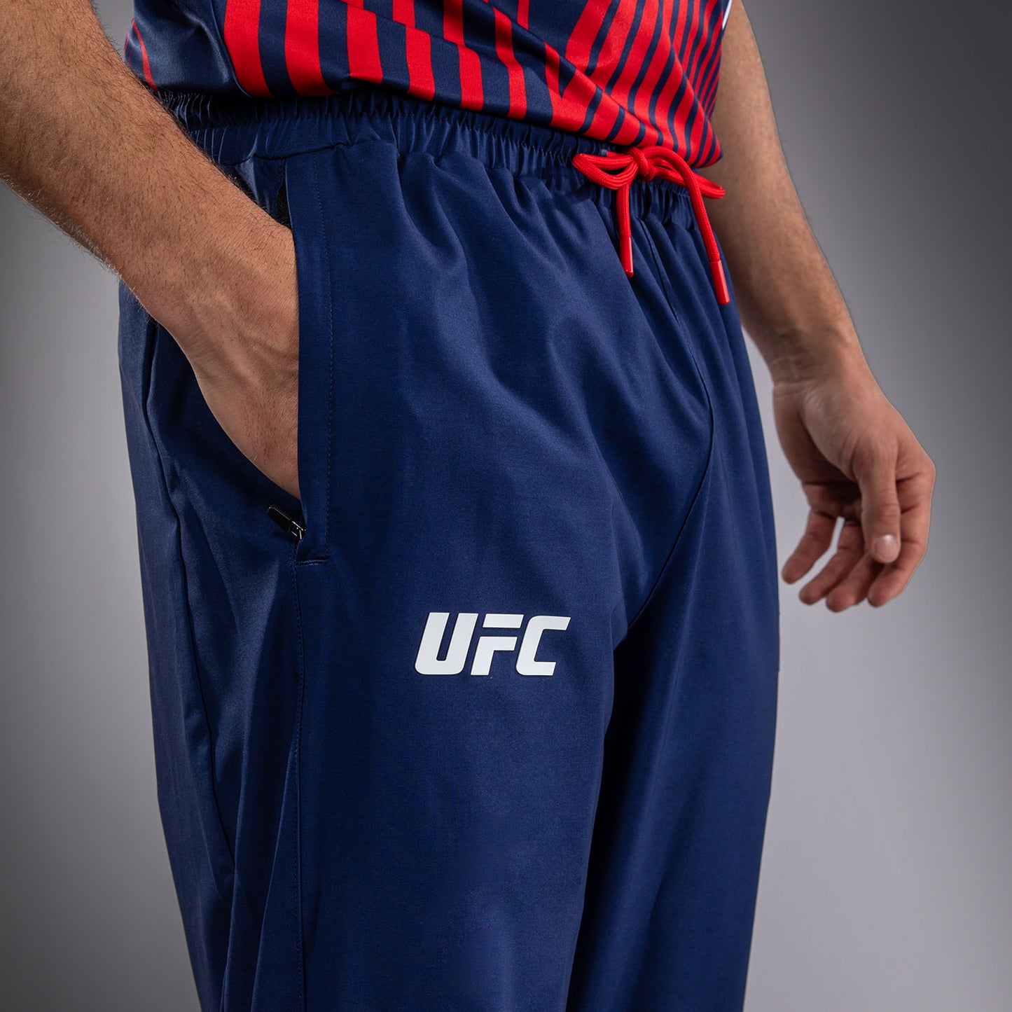 Official UFC Freedom 250 by Venum Authentic Fight Night Walkout Hose für Herren - Blau