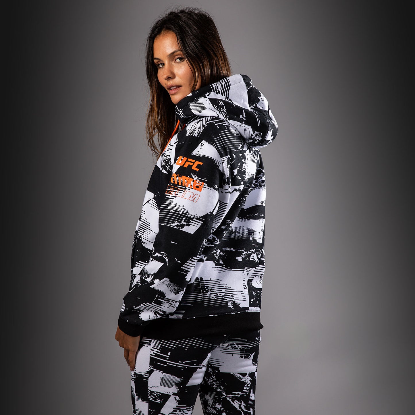 UFC Zenith by Venum Authentic Fight Week Pullover Hoodie Damen - Weiß