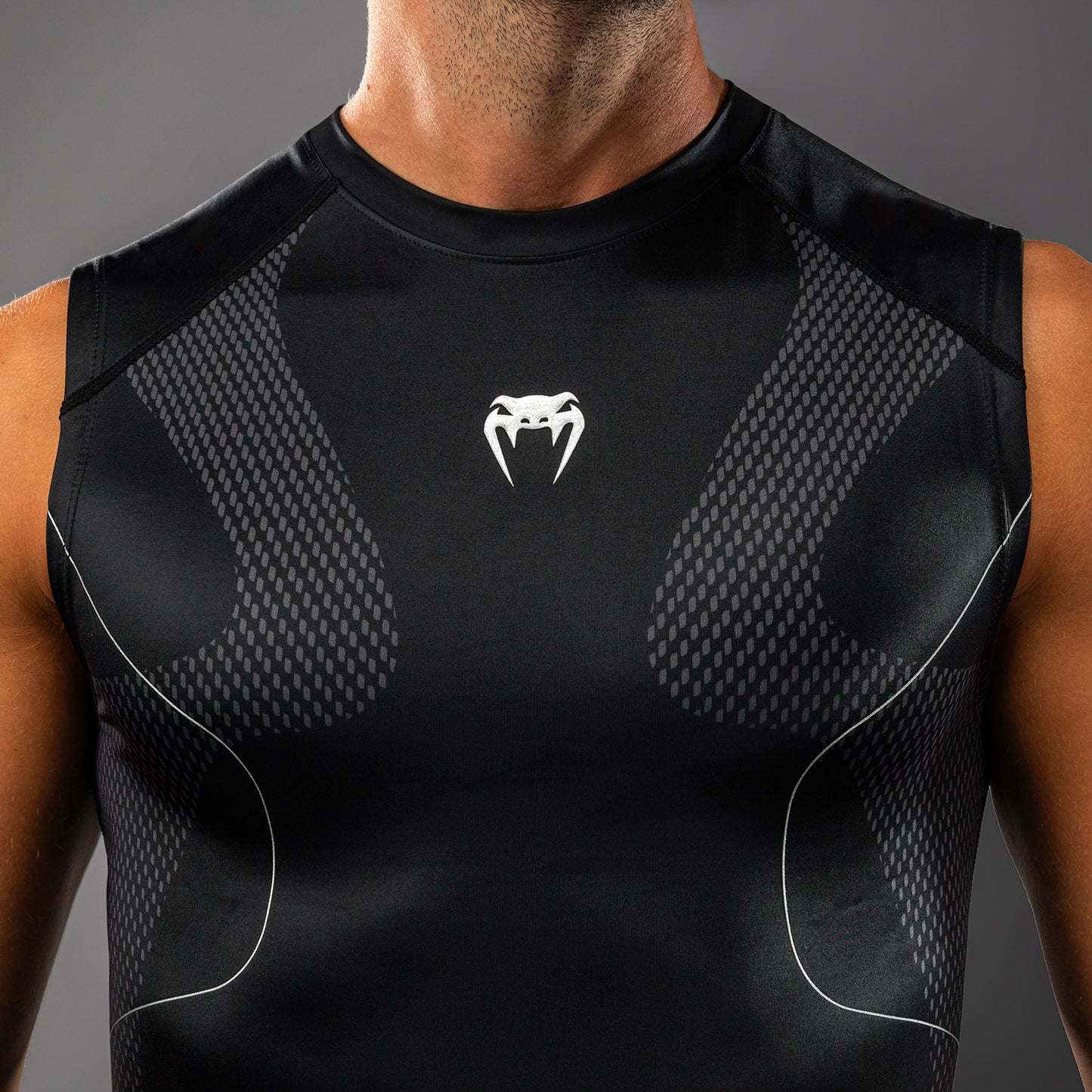 Venum Nexus Ärmelloses Rashguard – Schwarz/Silber