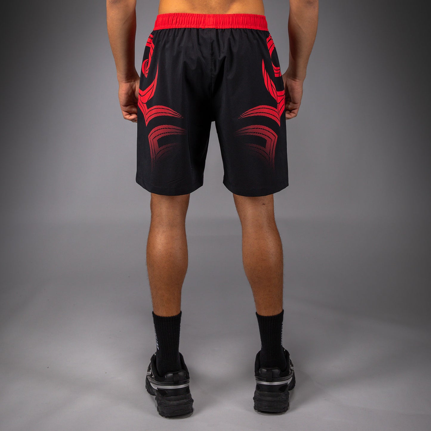 Venum x Mike Tyson Tiger Trainingsshorts - Tiefschwarz/Intensivrot