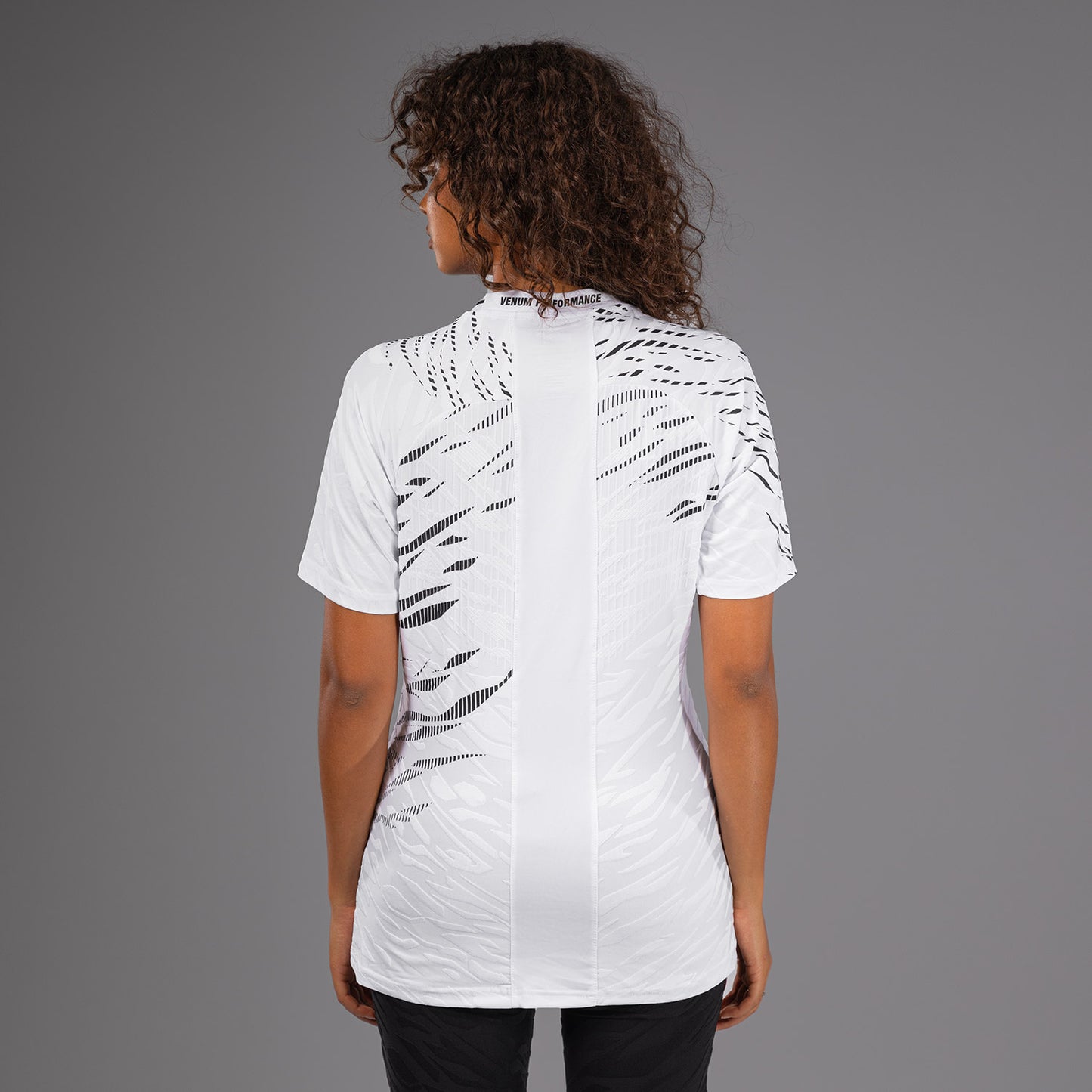 UFC Fusion by Venum Authentic Fight Night Damen Walkout Jersey - Weiß