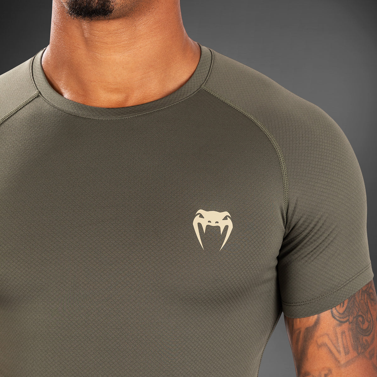 Venum Contender Herren Kurzarm Rashguard - Khaki
