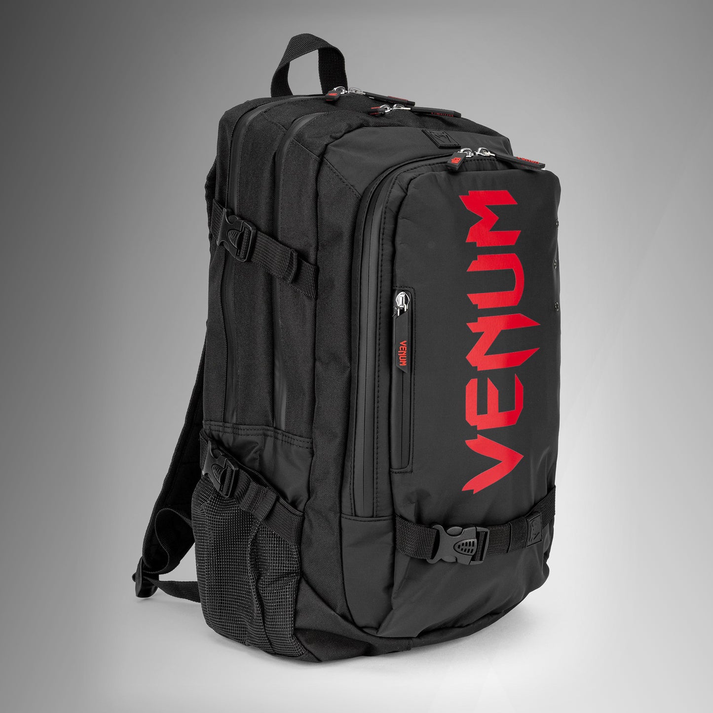 Venum Challenger Pro Evo Rucksack (20-25L) – Schwarz/Rot