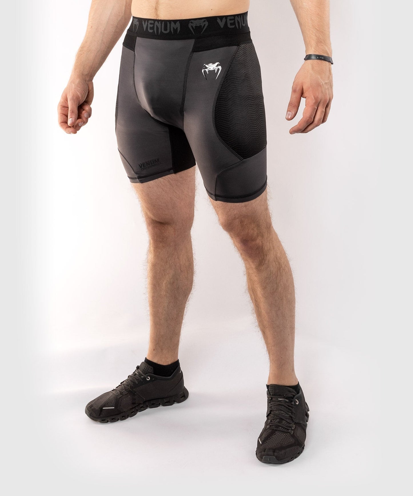 Venum G-Fit Kompressions-Shorts - Grau/Schwarz