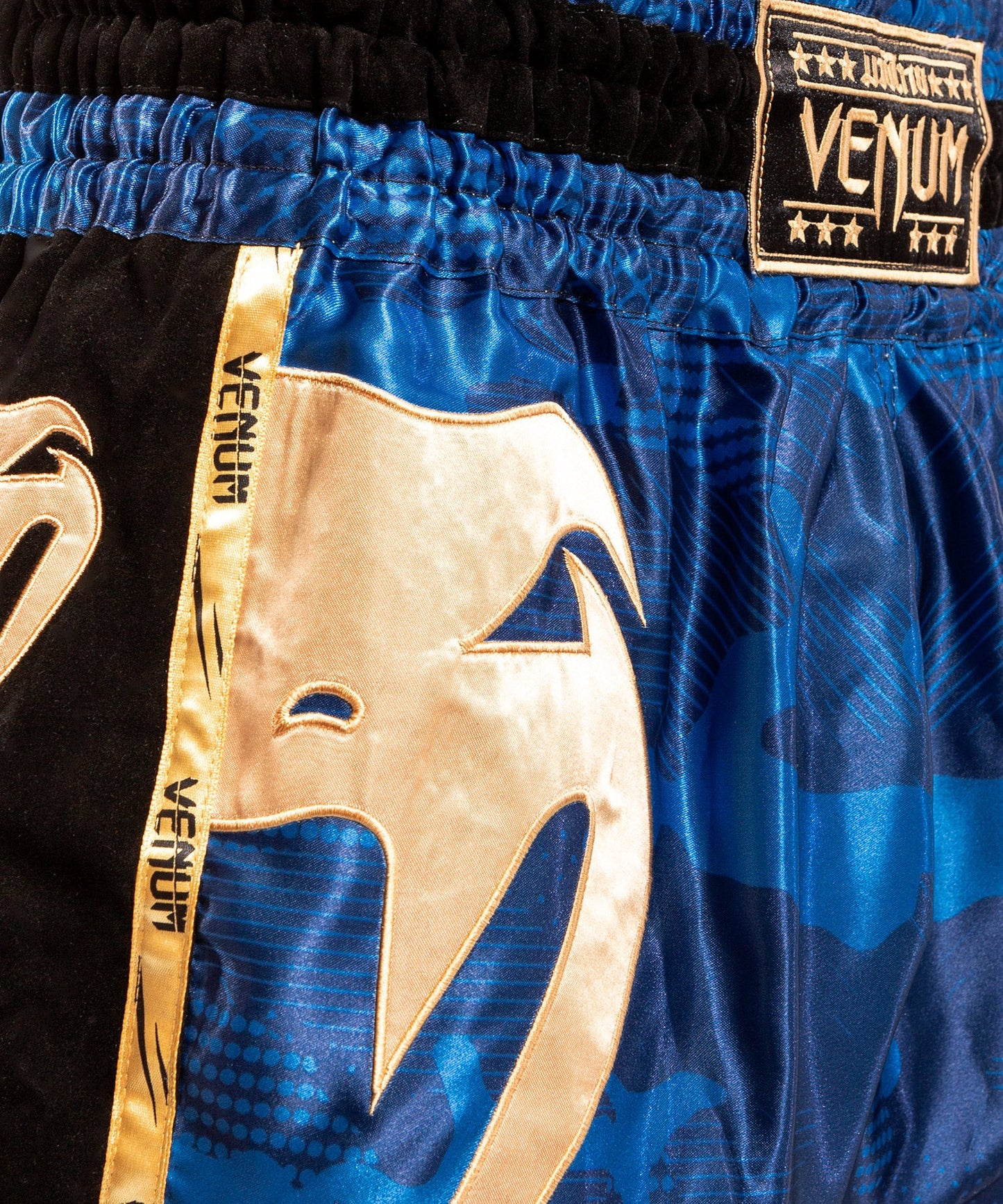Muay Thai Shorts Venum Giant Camo - Blau/Gold