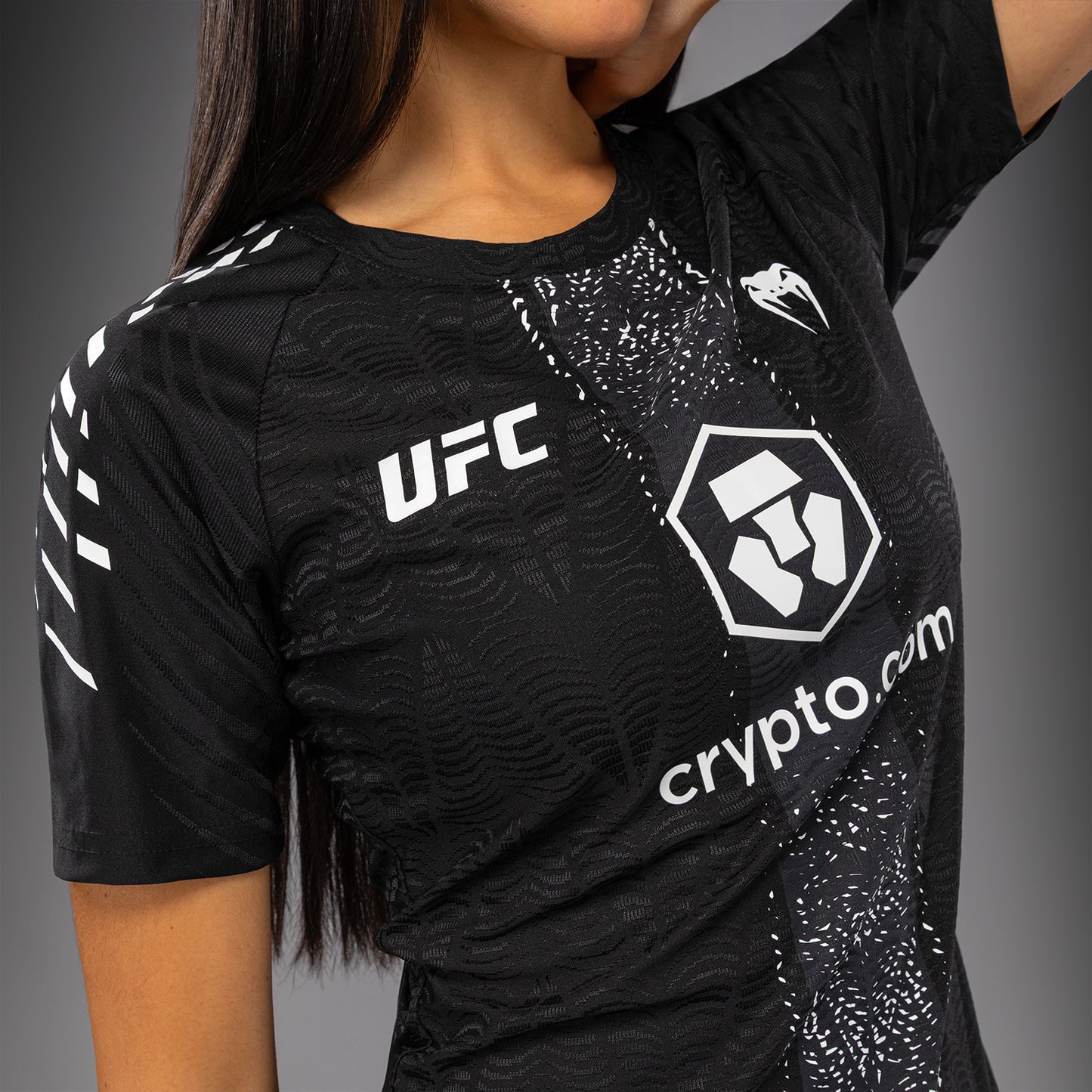 UFC Zenith by Venum Authentic Fight Night Offizielles Walkout-Trikot Damen - Schwarz