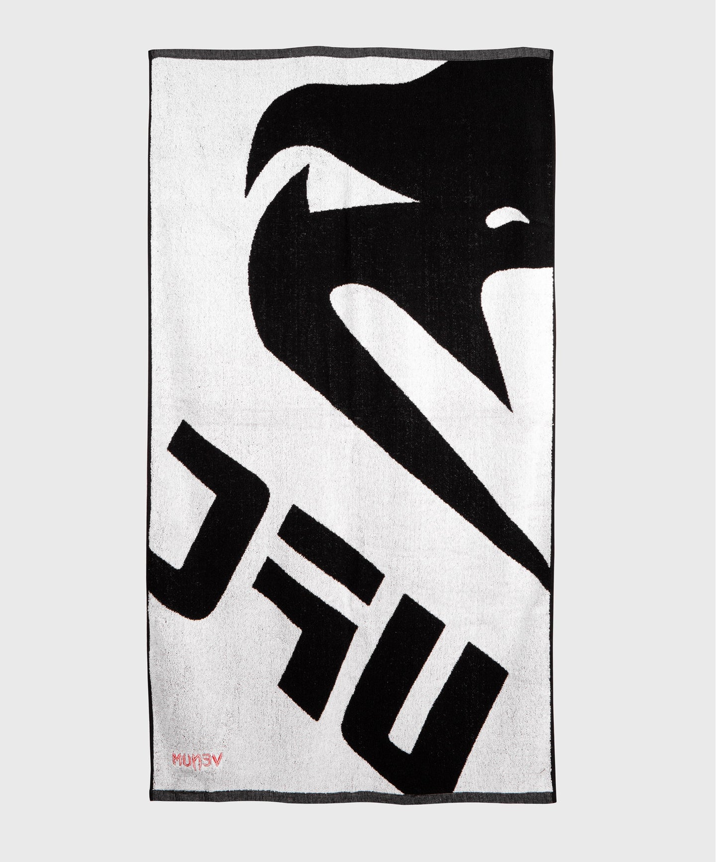 UFC Venum Authentic Fight Week Handtuch