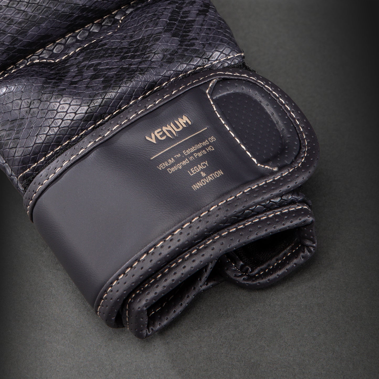 Venum x Chimaev MMA-Sparring-Handschuhe - Schwarz/Gold
