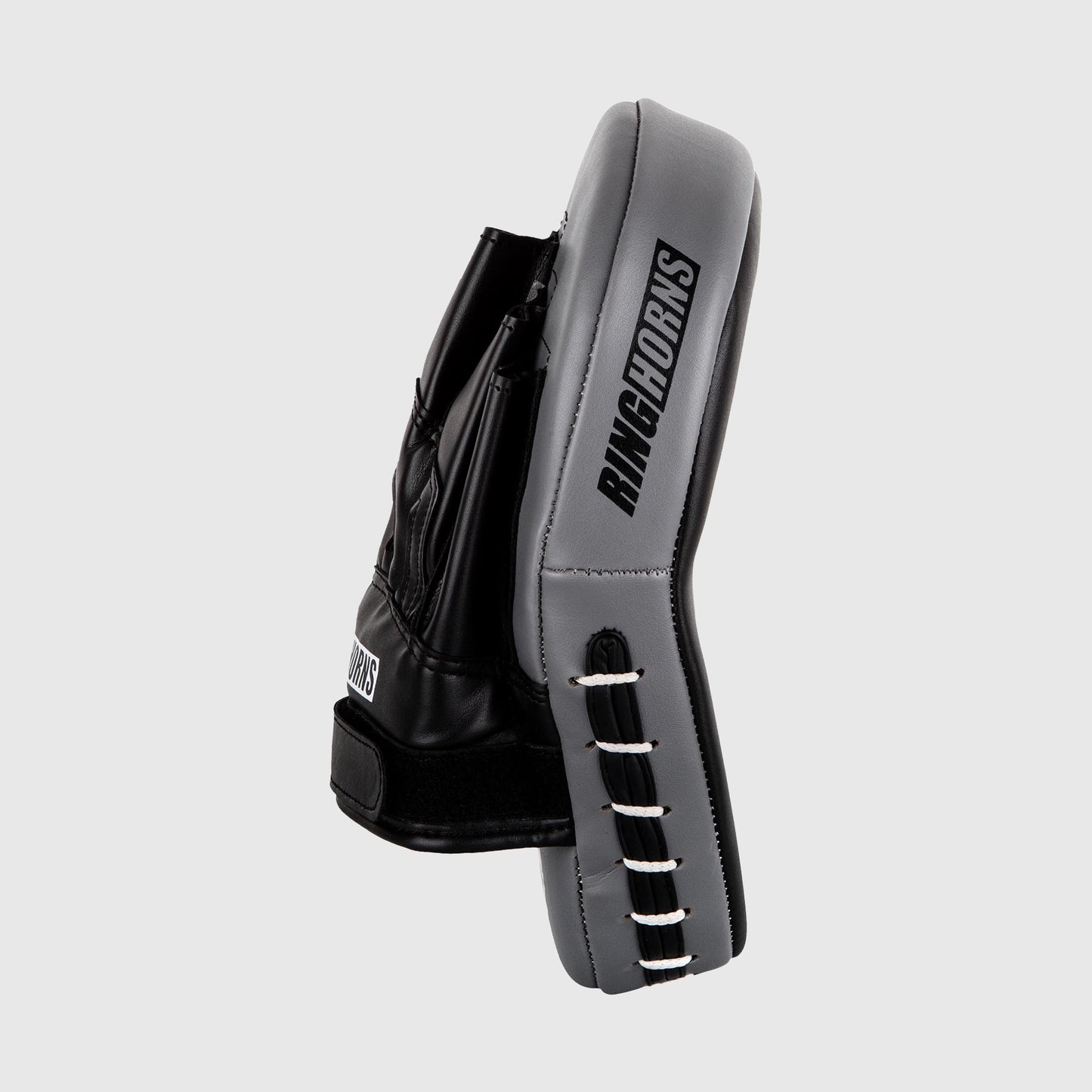 Ringhorns Charger by Venum Boxhandschuhe