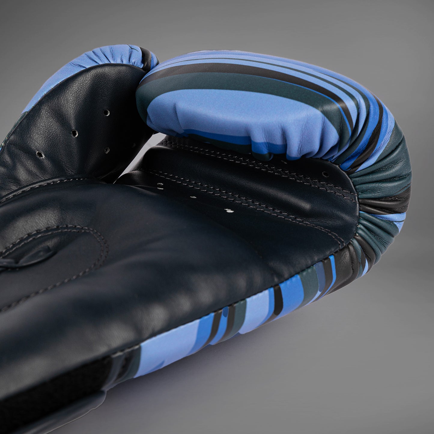 Venum Abyss Boxhandschuhe - Schattenblau