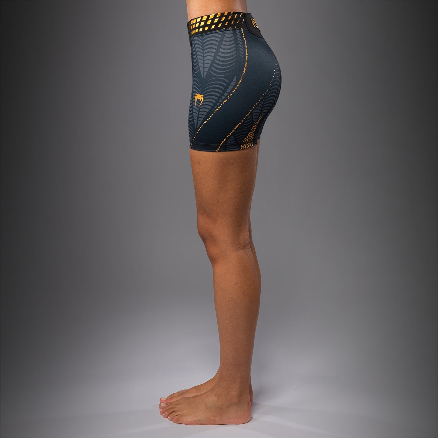 UFC Zenith by Venum Authentic Fight Night Kurze Passform Vale Tudo Short Damen Personalisiert - Champion