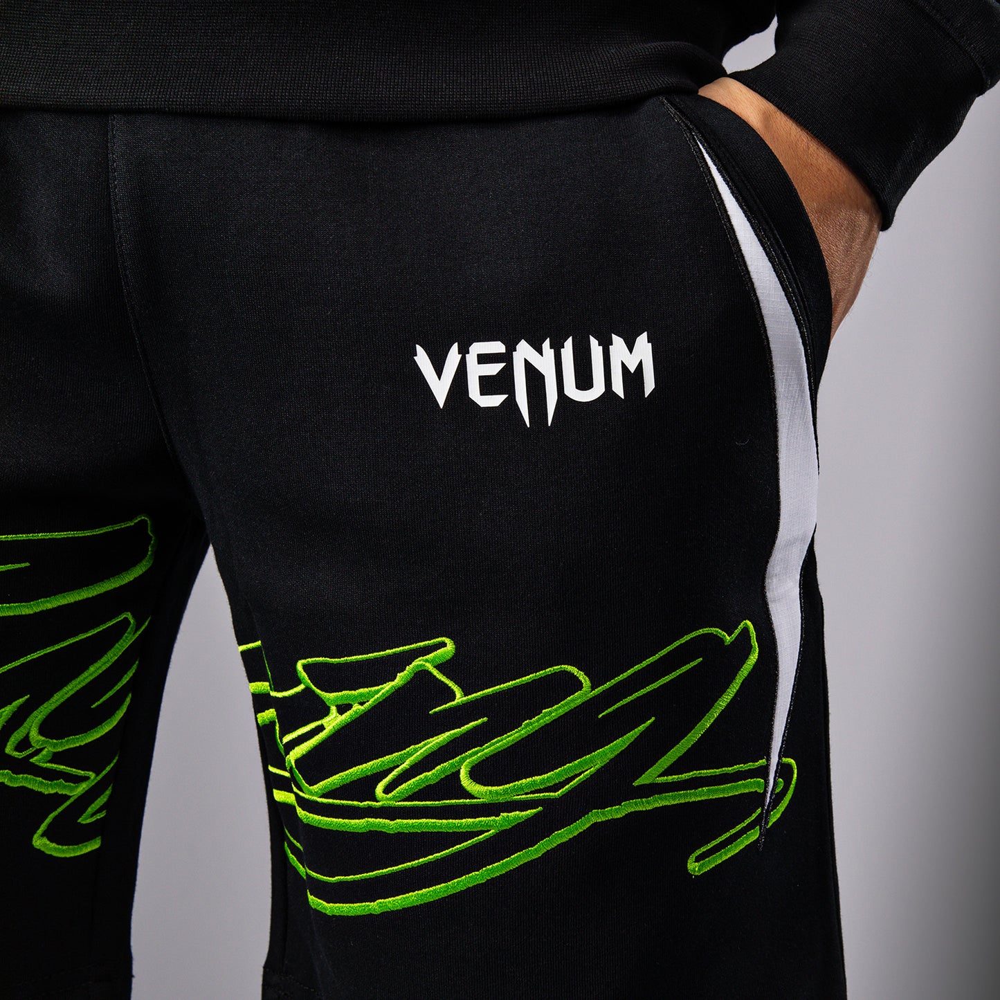 Venum x Bud Racing Herren Baumwoll-Shorts - Schwarz/Weiß/Limettengrün