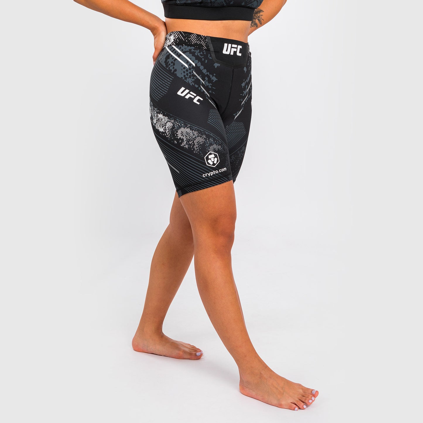 UFC Adrenaline by Venum Authentic Fight Night Vale Tudo Short für Frauen - Lange Passform - Schwarz