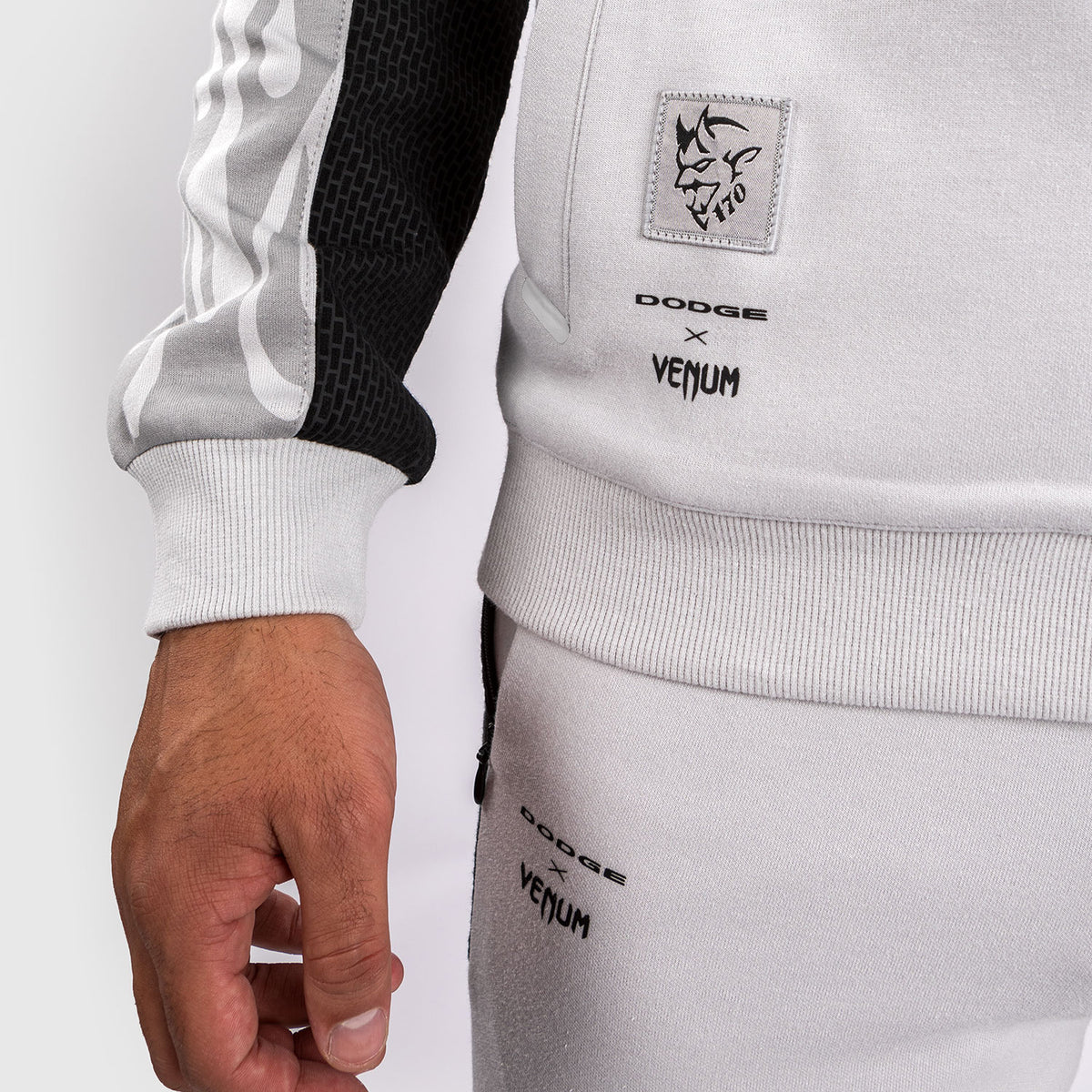 Venum x Dodge Demon 170 Herren-Jacke mit durchgehendem Reißverschluss - Grau