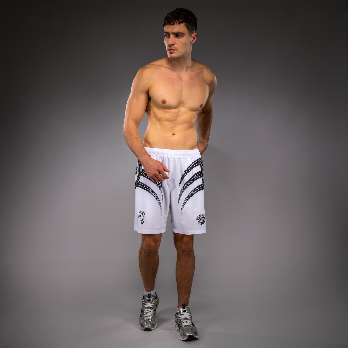 Venum x Mike Tyson Tiger Trainingsshorts - Optisch Weiß/Tiefschwarz