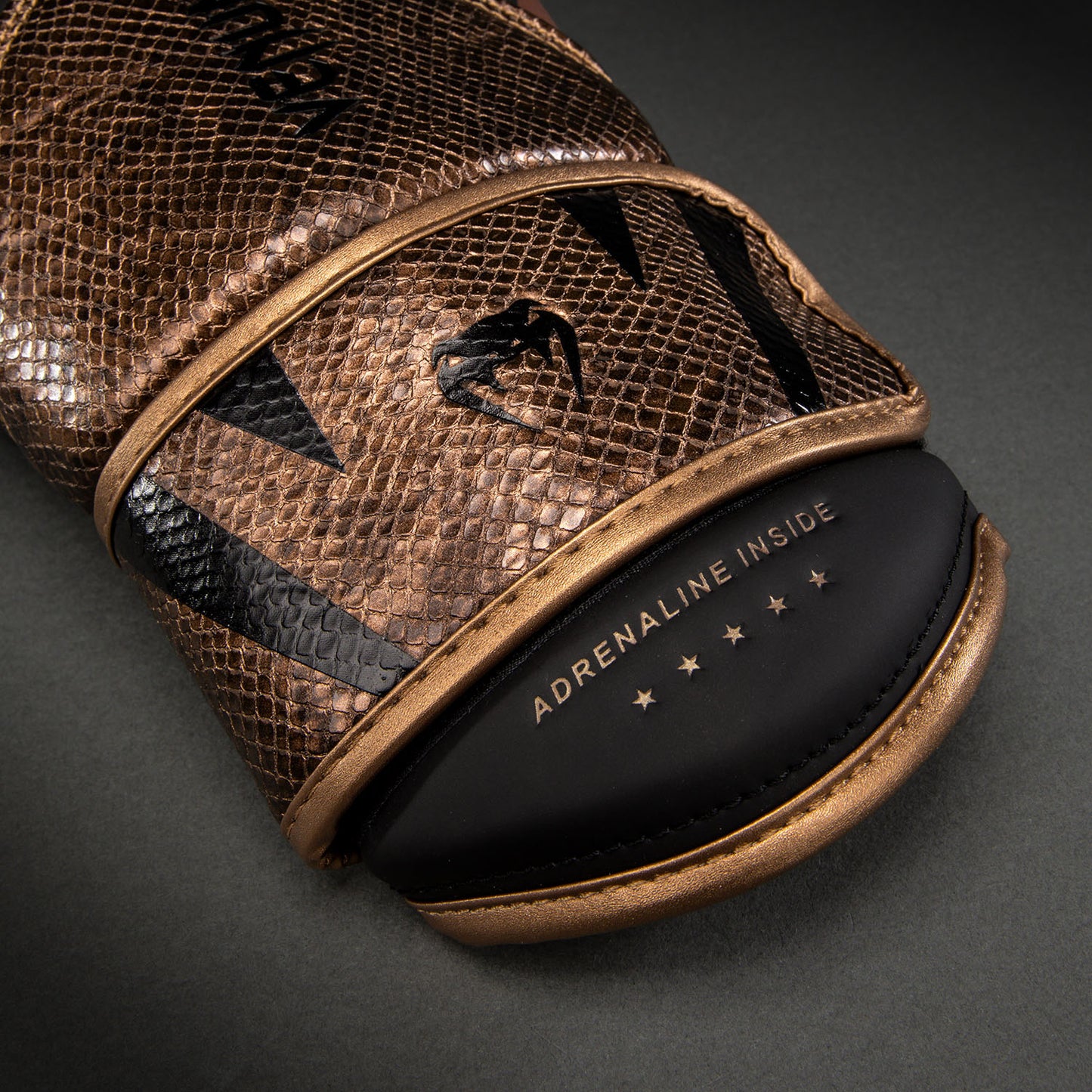 Venum Challenger 4.0 Scales Boxhandschuhe – Braun/Schwarz