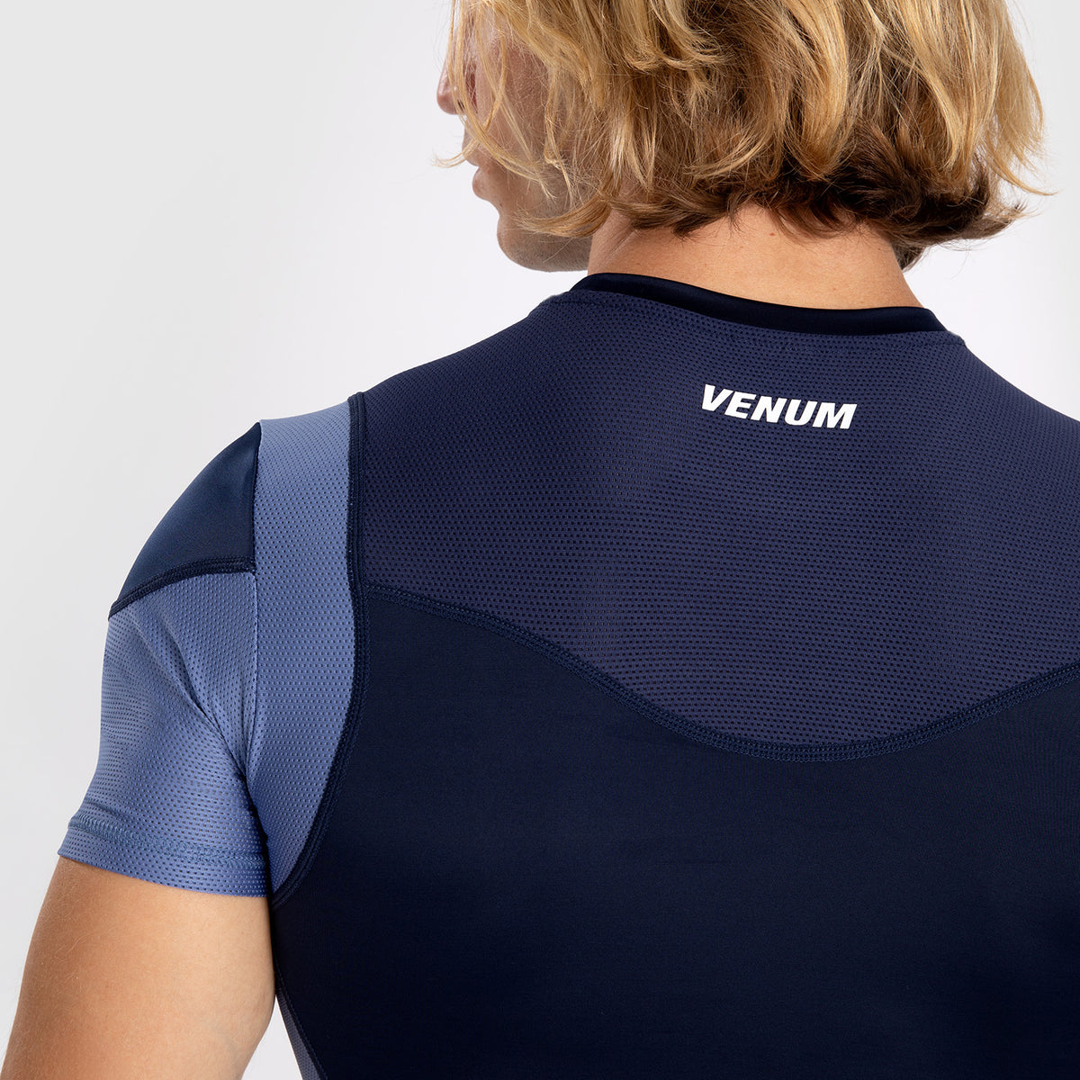 Venum Tempest Herren Kurzarm-Rashguard - Marineblau/Blau