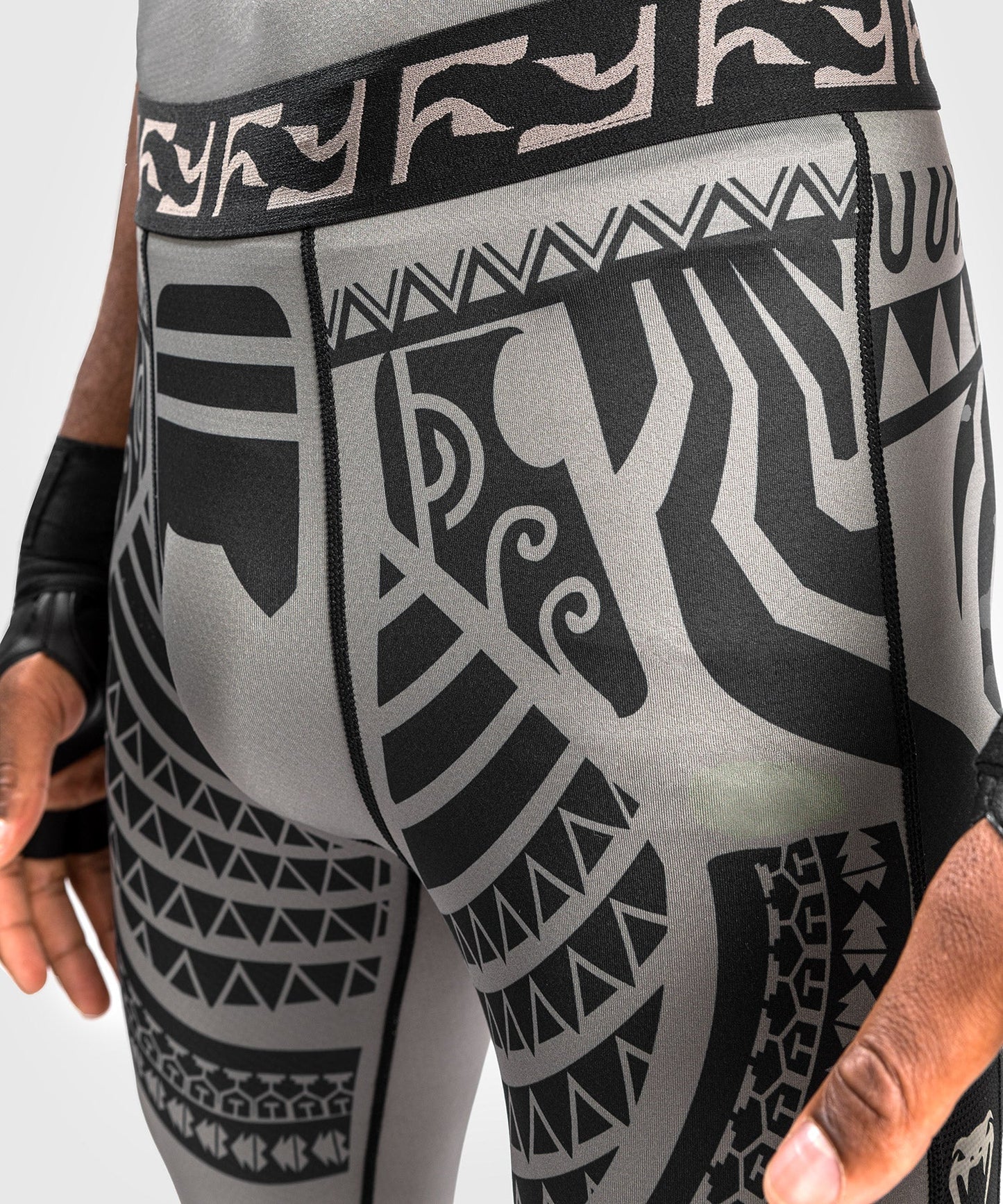 Venum Nakahi Compression Pants – Grau