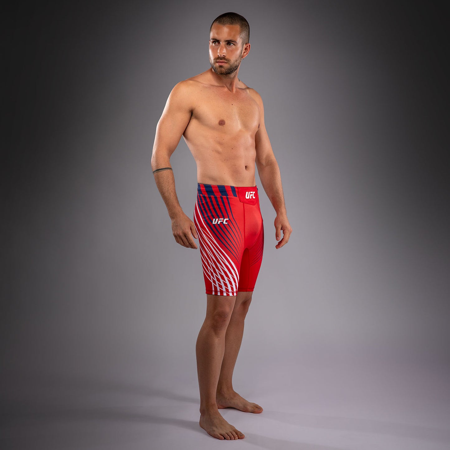 Official UFC Freedom 250 by Venum Authentic Fight Night Vale Tudo Shorts für Herren - Rot
