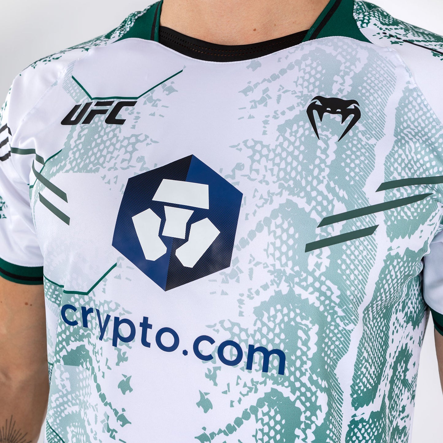 UFC Adrenaline by Venum Authentic Fight Night Trikot für Männer - Emerald Edition - Weiß/Grün
