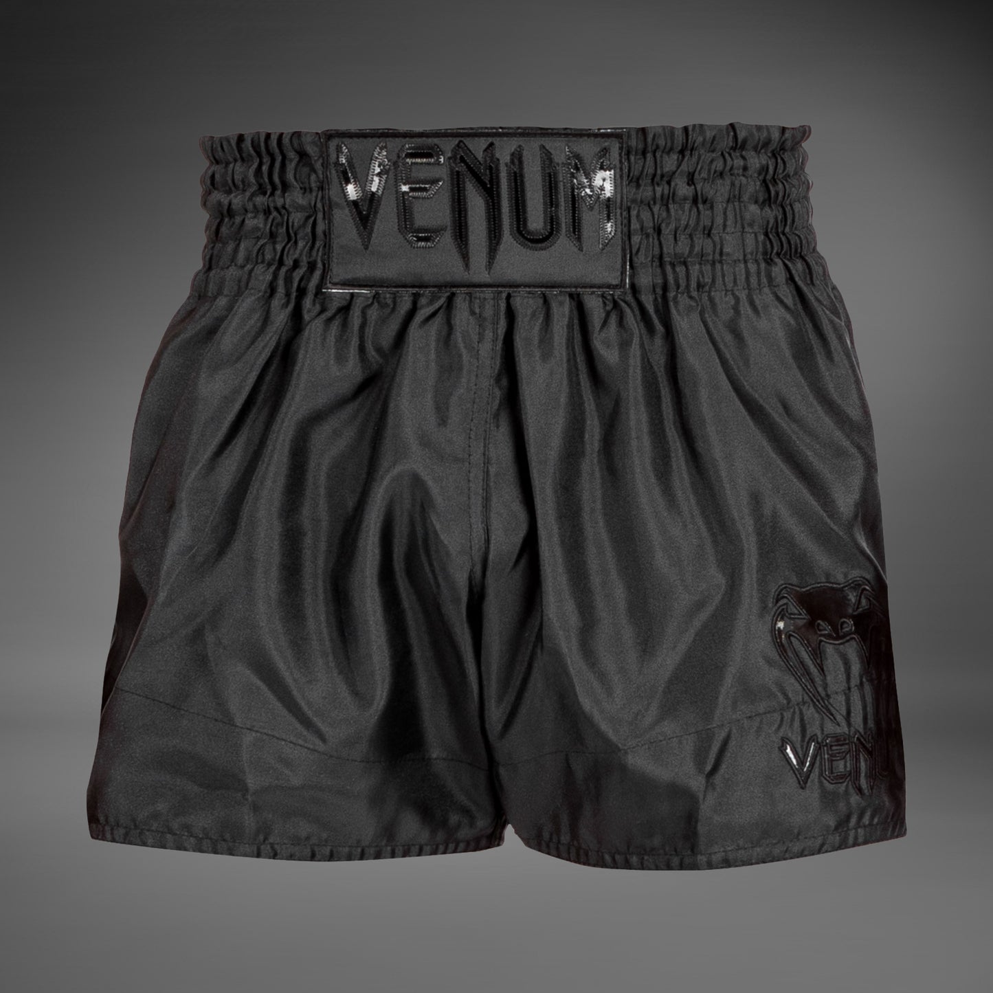 Muay Thai Shorts Classic Venum - Schwarz/Schwarz
