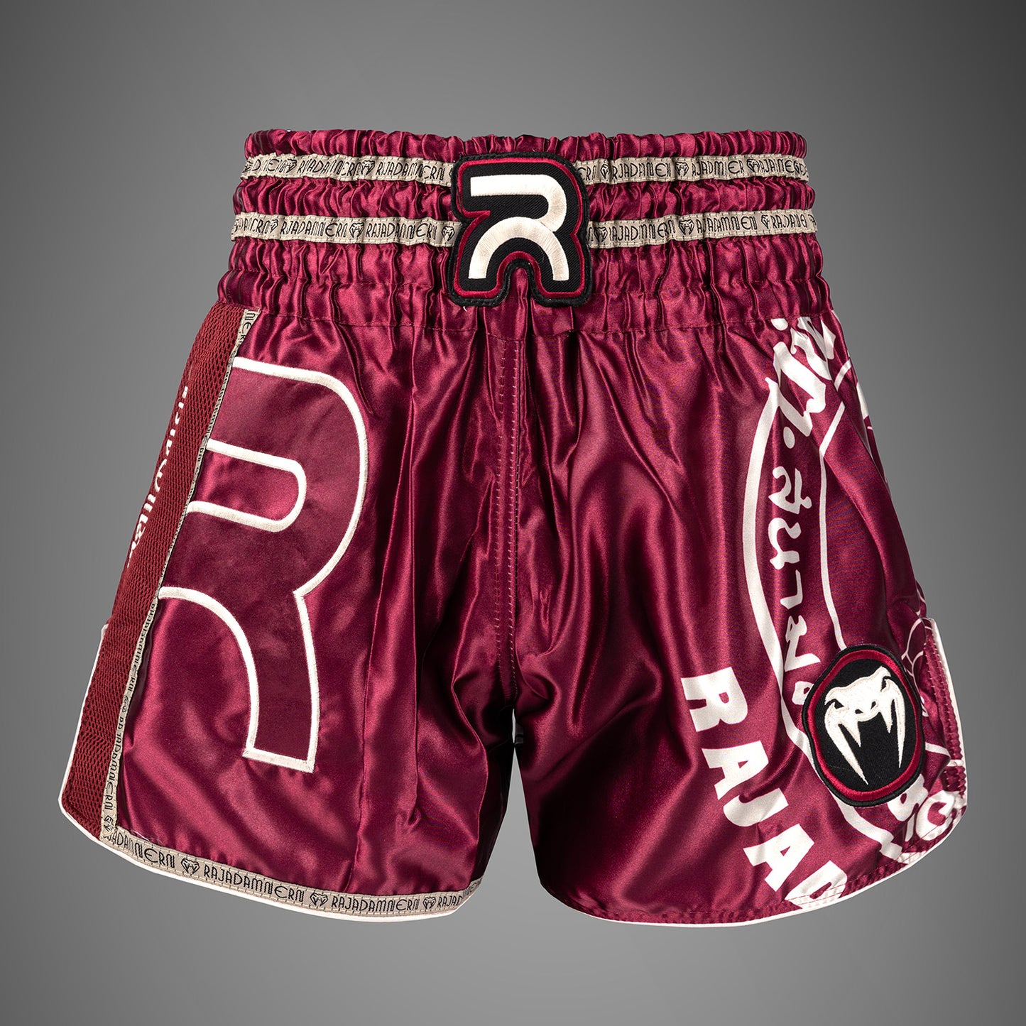 Venum x Rajadamnern Muay Thai Shorts - Burgunderrot