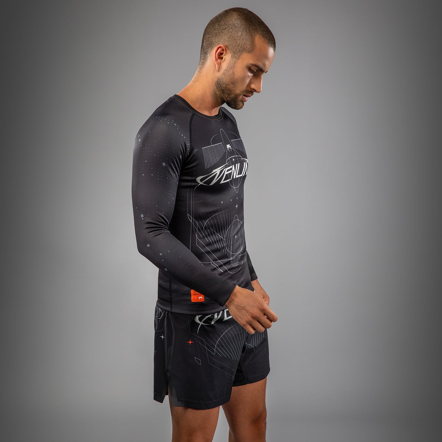 Venum Eclipse Langarm Rashguard – Schwarz/Ivory